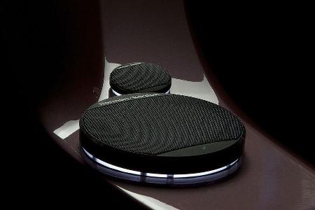 Ein Infotainment-System von Harman sorgt für Unterhaltung.