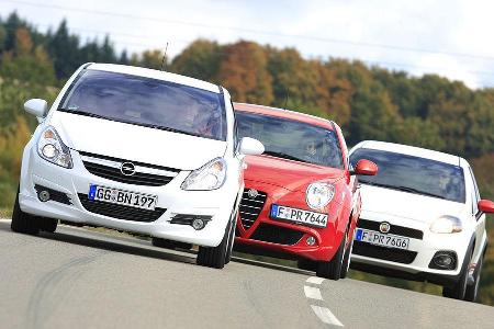 Im Dreivergleich kompakter und zugleich sportlicher Autos traten der Alfa Romeo Mito, der Fiat Grande Punto Abarth und der O...
