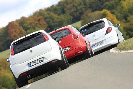 Nachlesen kann jeder den Vergleichstest in der November Ausgabe von sport auto.