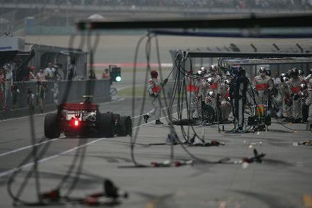 Ein Reifenschaden bei Kovalainen brachte kurzzeitig etwas Abwechslung.