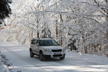Skoda Yeti 2.0 TDI, Frontansicht, Schnee