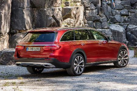 09/2016 Mercedes E-Klasse T-Modell All-Terrain Sperrfrist 21.9.2016 00.00 Uhr