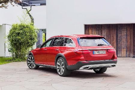09/2016 Mercedes E-Klasse T-Modell All-Terrain Sperrfrist 21.9.2016 00.00 Uhr