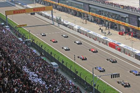 Start - Formel 1 - GP China 2015