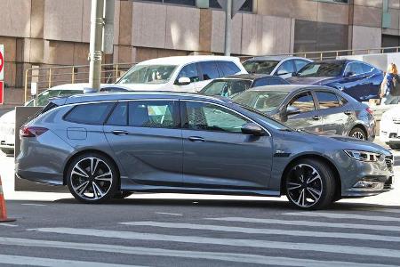 Erlkönig Opel Insignia Grand Sport