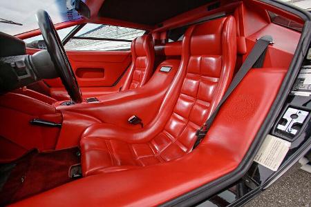 Lamborghini Countach 5000S, Sitze