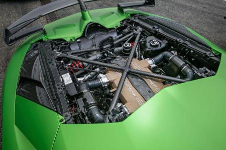 Lamborghini Aventador SVJ, Motor
