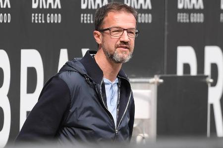 Auch der Berliner Sportchef Fredi Bobic analysierte bei MagentaTV die Spiele der Fußball-EM. Der Ex-Frankfurter ist einer vo...