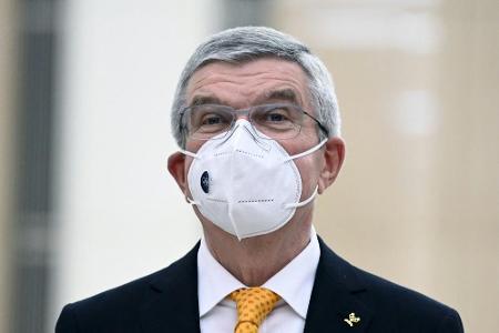 Bach: Großteil der Sportler im Dorf werden geimpft sein