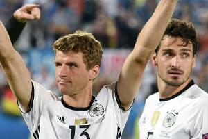 Thomas Müller (l.) und Mats Hummels kehren in die Nationalmannschaft zurück