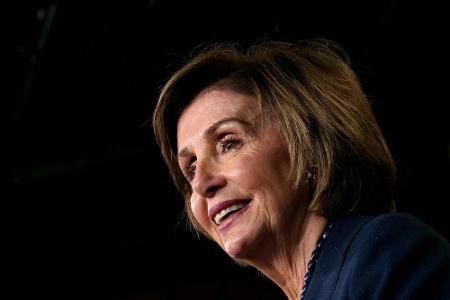 Pelosi fordert diplomatischen Boykott der Peking-Spiele - China spricht von 