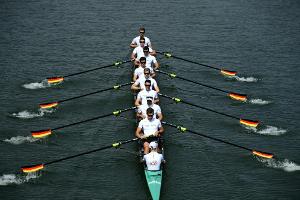 Deutschland-Achter verpasst Sieg um Zentimeter - Zeidler gewinnt erneut