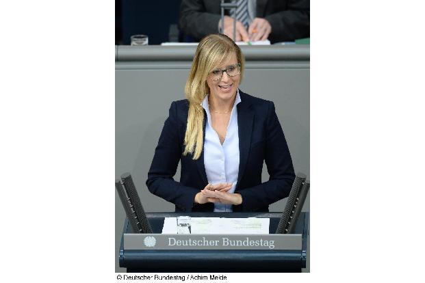 Deutscher Bundestag Achim Mende Katrin Albsteiger CDU.jpg