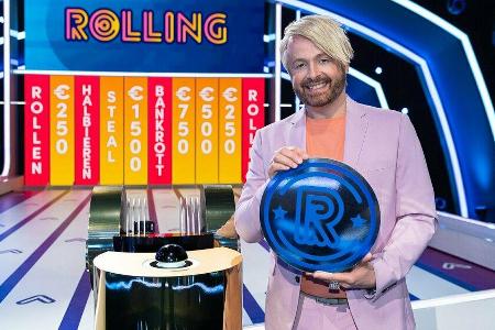 Ross Antony moderiert eine eigene Quizshow.