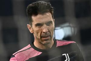 Torwart-Legende Buffon hört bei Juventus auf