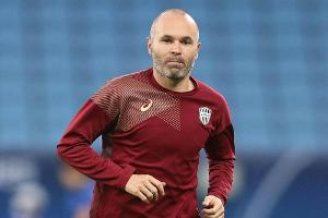 Ex-Weltmeister Iniesta verlängert bei Vissel Kobe