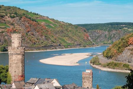 Der Rheinsteig Wanderweg führt von Bonn, über Koblenz und Bingen bis nach Wiesbaden. Das Tolle: Man sieht gleich drei Bundes...