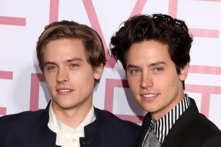 Auch sie sind eineiige Zwillinge: Dylan und Cole Sprouse (26). Die beiden kennt man als Kinderstars unter anderem aus der Se...