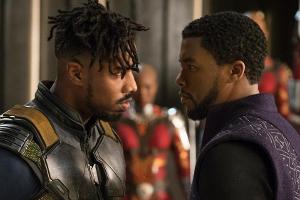 Im ersten "Black Panther" traten sich Erik Killmonger (Michael B. Jordan, l.) und König T'Challa (Chadwick Boseman) als Fein...