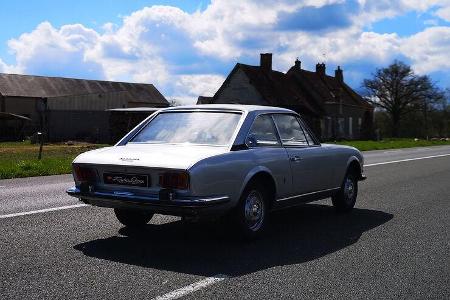 Elektrisches Peugeot 504 Coupé von Retrofuture.