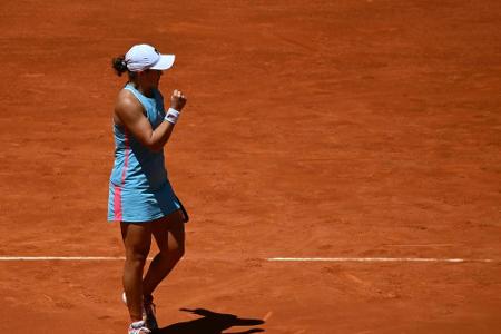 Badosa holt nach Marathon-Tag ersten WTA-Titel der Karriere