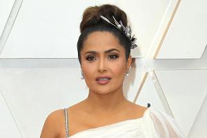 Salma Hayek hat eigener Aussage nach Glück, noch am Leben zu sein