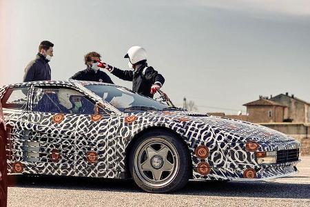 Ferrari Testarossa Restomod Officine Fioravanti (2021)
