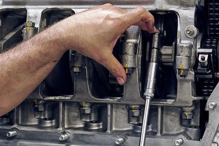 Ferrari Testarossa Restomod Officine Fioravanti (2021)