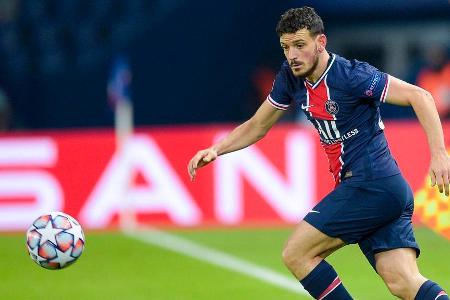 Verlor Zinchenko vor dem 0:1 aus den Augen, seine rechte Defensivseite war auch später immer wieder verwaist - wie beispiels...