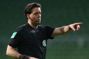 Schiedsrichter-Altersgrenze: Merk gegen Ausnahme für Gräfe