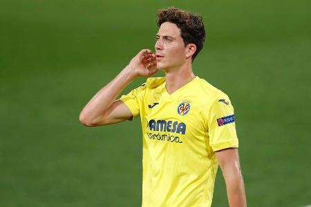 Agierte in den Duellen mit Cavani absolut auf Augenhöhe und streute einige ganz wichtige Tacklings ein. Offenbarte streckenw...