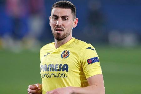 Sollte mit seinen Dribblings die linke Außenbahn neu beleben. Setzte einzelne Akzente und brachte gerade in der Verlängerung...