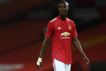 Verteidigte bei hohen Bällen mit guter Quote. Die Abstimmung mit Lindelöf passte aber nur selten optimal. Agierte bei den Ve...