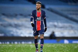 Neymar verlängert in Paris bis 2025