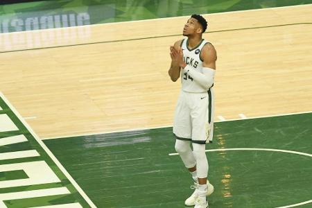 NBA: Bucks stellen auf 2:0, Antetokounmpo jongliert