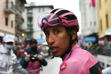 Rückenschmerzen: Bernal stellt Olympia-Teilnahme in Frage