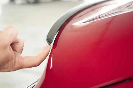 Tesla Model Y, Spoiler
