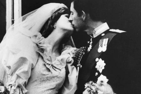 Am 6. Juli ist Tag des Kusses. Einige berühmte Küsse sind bis heute unvergessen: Mehr als 100 Million Menschen weltweit verf...