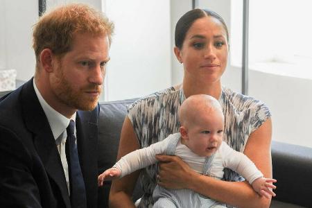 Prinz Harry mit Sohn Archie und Ehefrau Herzogin Meghan.
