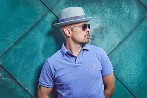 "Wenn du ein Album rausbringst, ist es am gleichen Tag schon out", sagt Jan Delay.