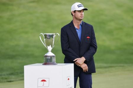 Golf: English gewinnt episches Stechen