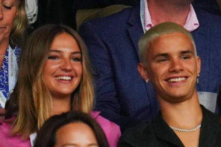 Romeo Beckham und Freundin Mia in Wimbledon