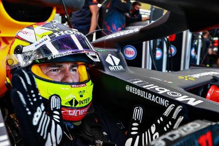 Sergio Perez - Red Bull - Formel 1 - GP Aserbaidschan - Baku - Freitag - 4.6.2021