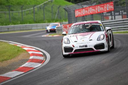 Porsche Cayman - rent2Drive-FAMILIA-racing - Startnummer #142 - Klasse: V 5 - 24h-Rennen - Nürburgring - Nordschleife - 03. ...