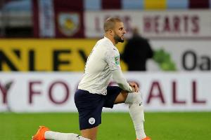 Trotz Buhrufen: England hält bei EURO am Kniefall fest