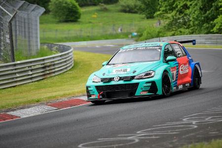 VW Golf GTI TCR - Startnummer 10 - 24h Rennen Nürburgring - Nürburgring-Nordschleife - 3. Juni 2021