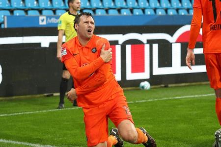 Aue holt Trio - Gonther verlängert