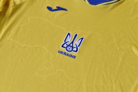 UEFA fordert Ukraine zu Änderungen der EM-Trikots auf
