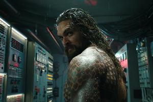 Jason Momoa ist "Aquaman".