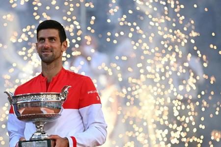 Djokovic schenkt jungem Fan seinen Schläger: 